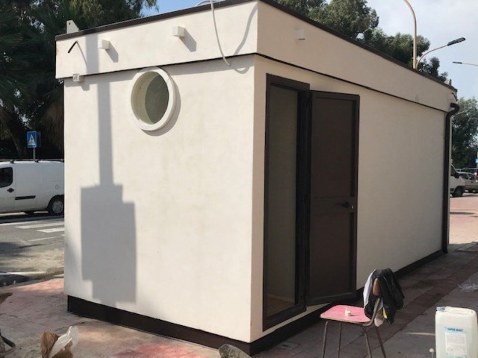 Struttura prefabbricata con oblò