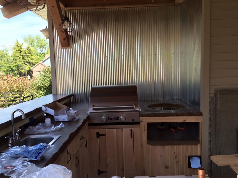outdoor kitchen area