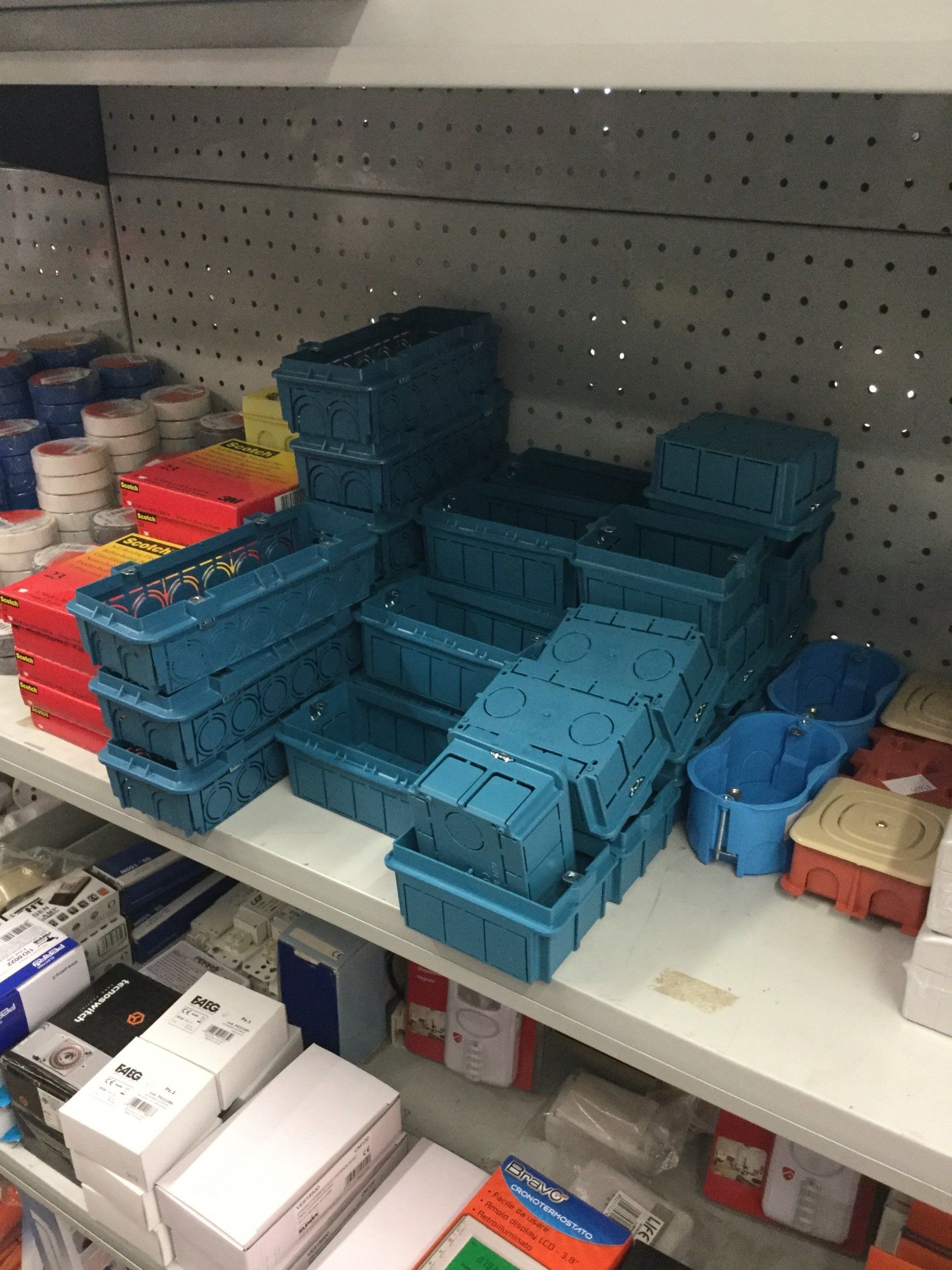 materiale eletettriche