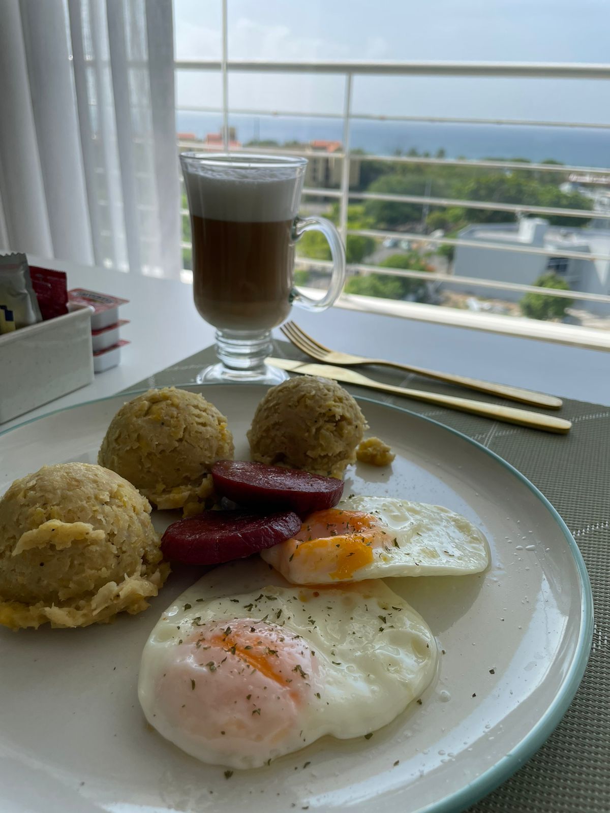 Desayuno Tradicional Dominicano