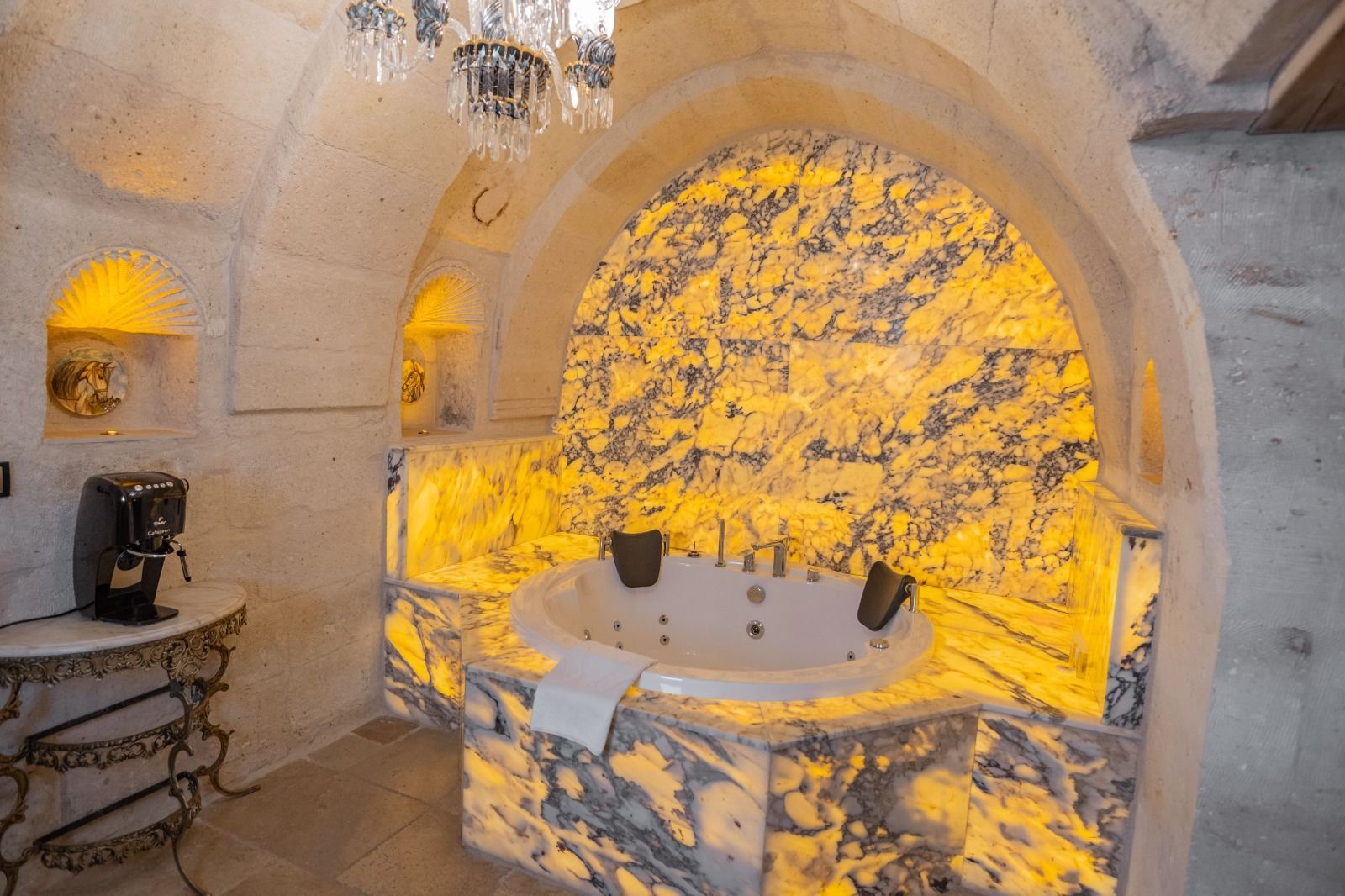 Elika Cave Suites Cappadocia Junior Suite