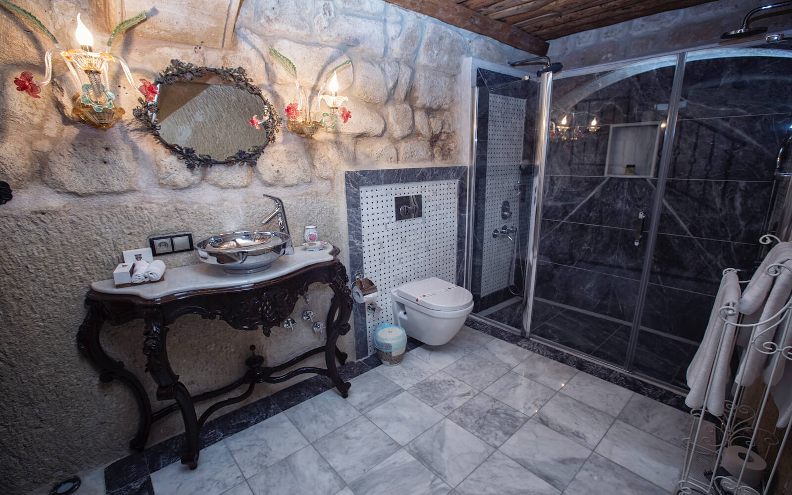 Elika Cave Suites Cappadocia Deluxe Rooms
