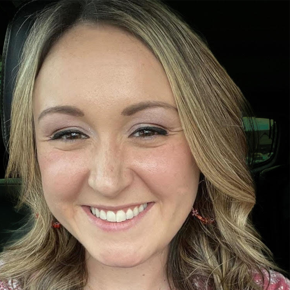 Cassie Hernandez Cassie Hernandez