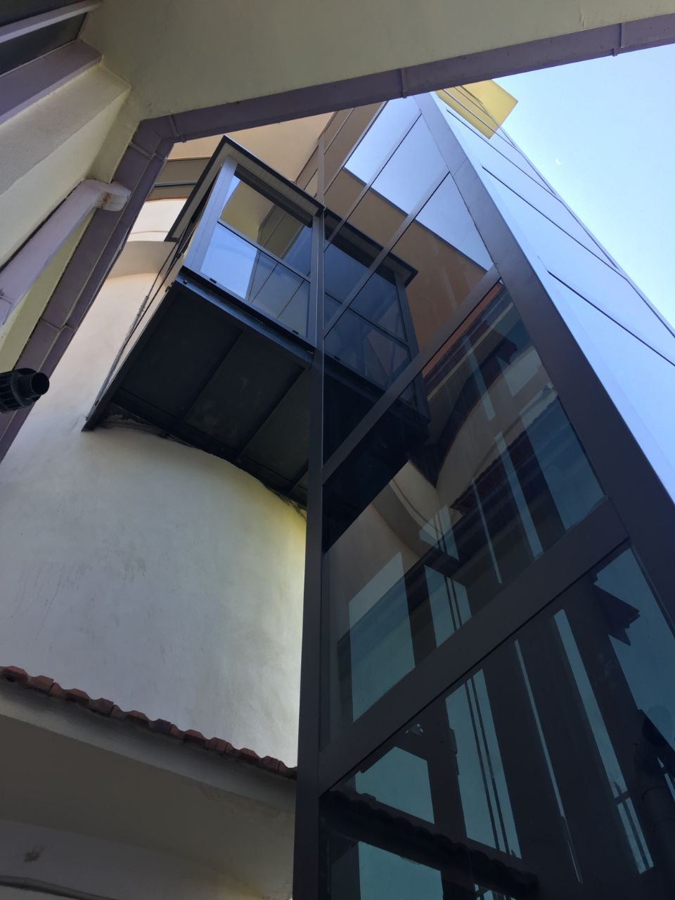 ascensore con castelletto