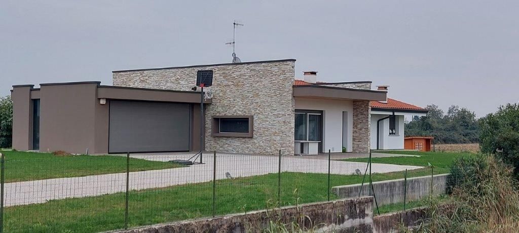 fabbricato unifamiliare comune di reana del rojale