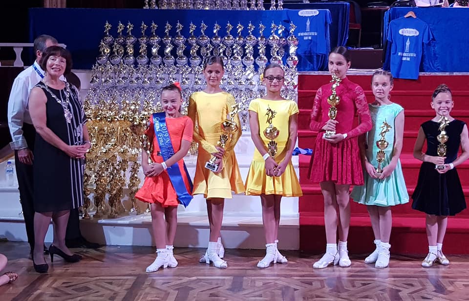 Lait Dance Club Dance Comp