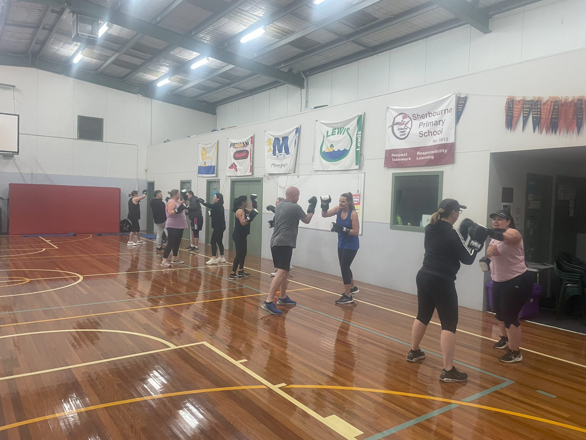 Indoor Group Boxing for Fitness