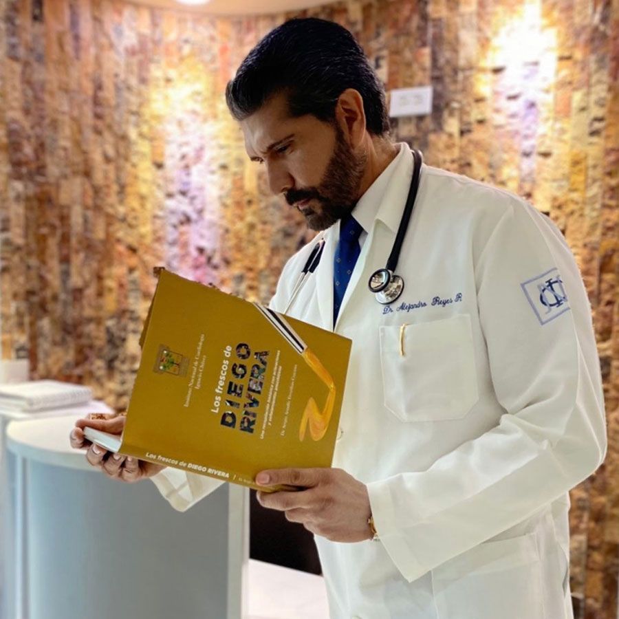 DR. ALEJANDRO REYES ROSAS DR. ALEJANDRO REYES ROSAS