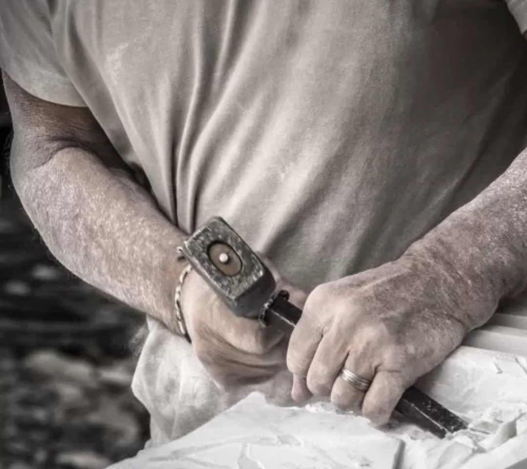 Lavorazione dettaglio marmo