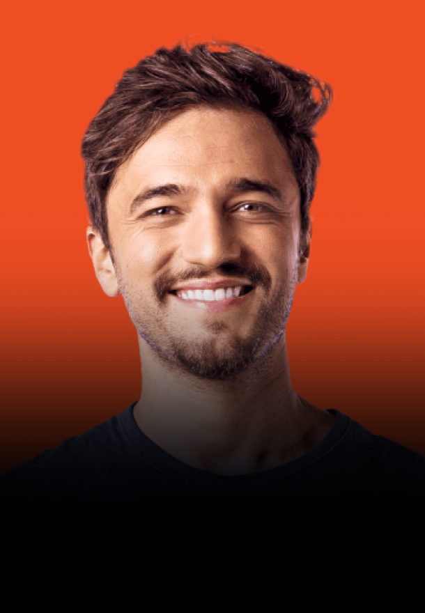 RHAVI CARNEIRO