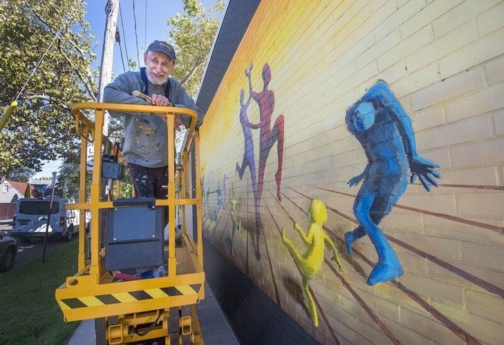 Jonathan Rogers leaves his mark in Falls — again