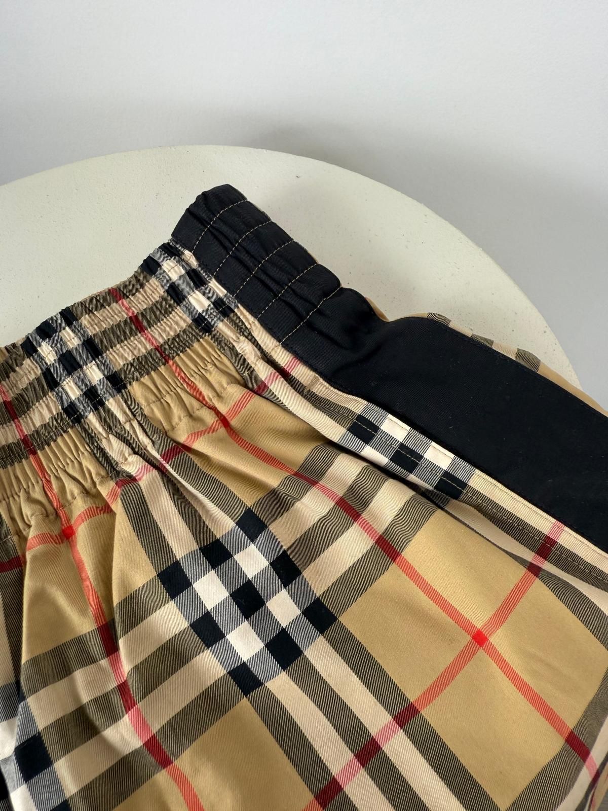 Burberry Short