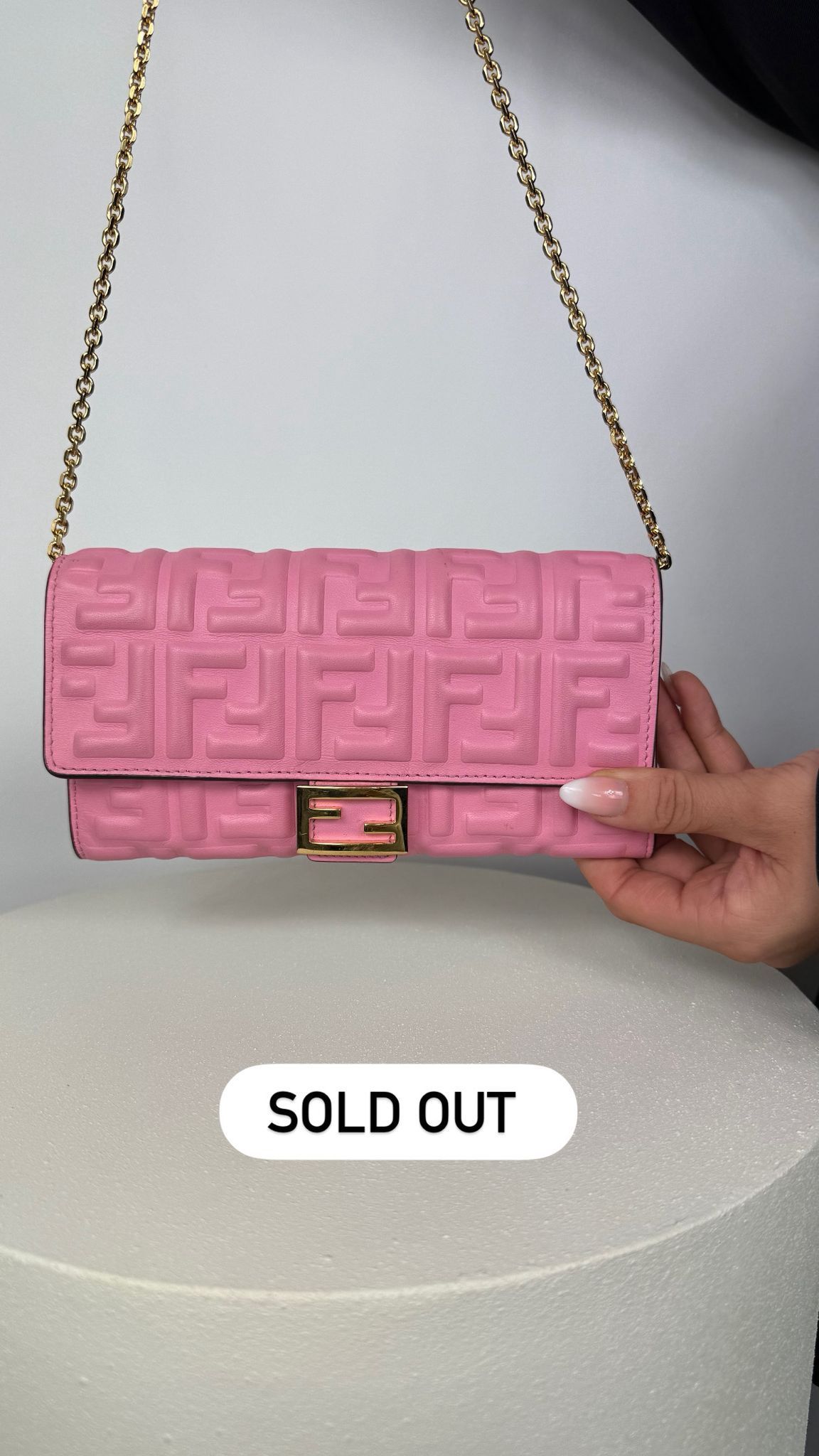 Fendi Pink Baguette Wallet On Chain