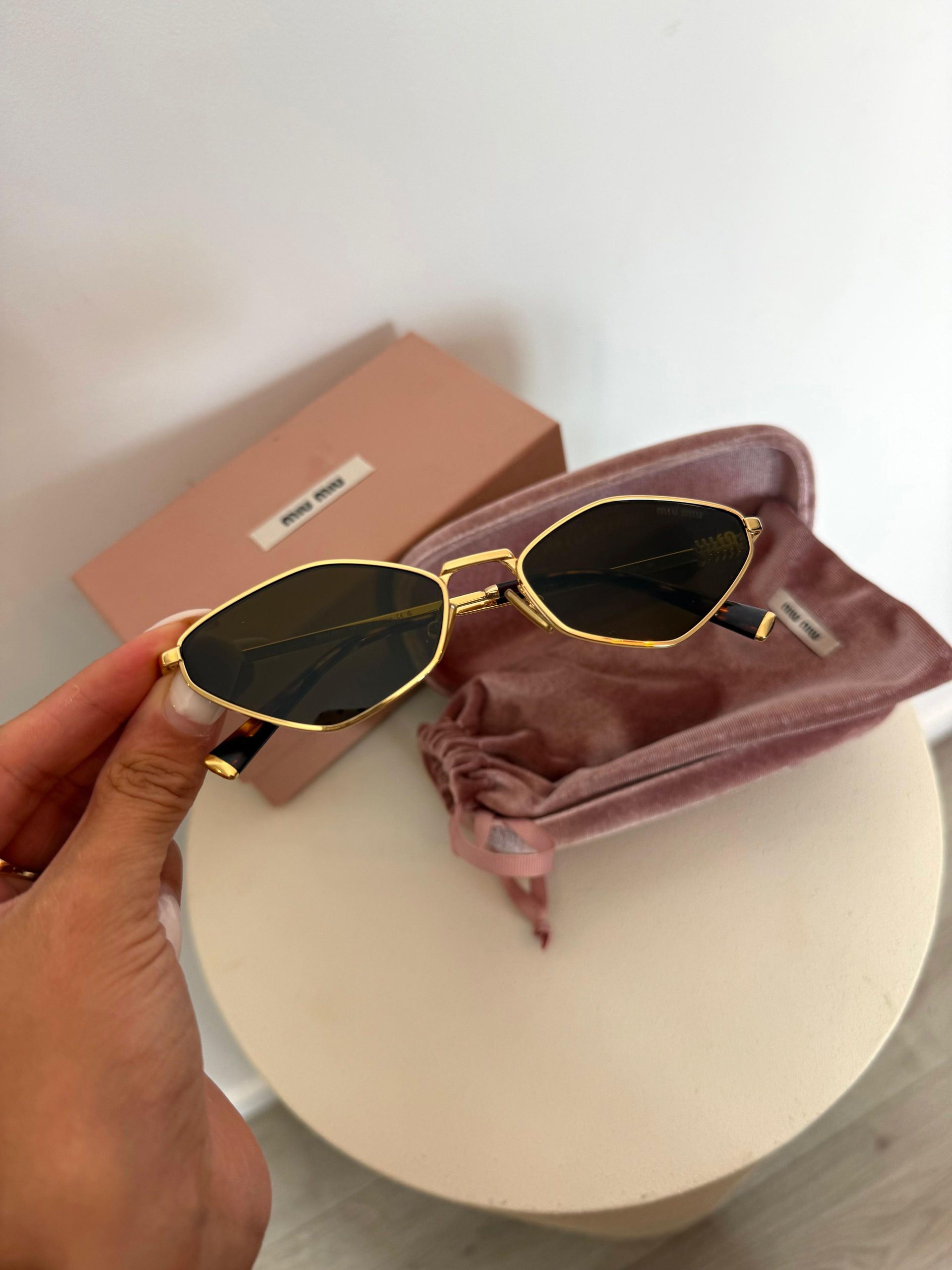 MIU MIU SUNGLASSES 56ZS
