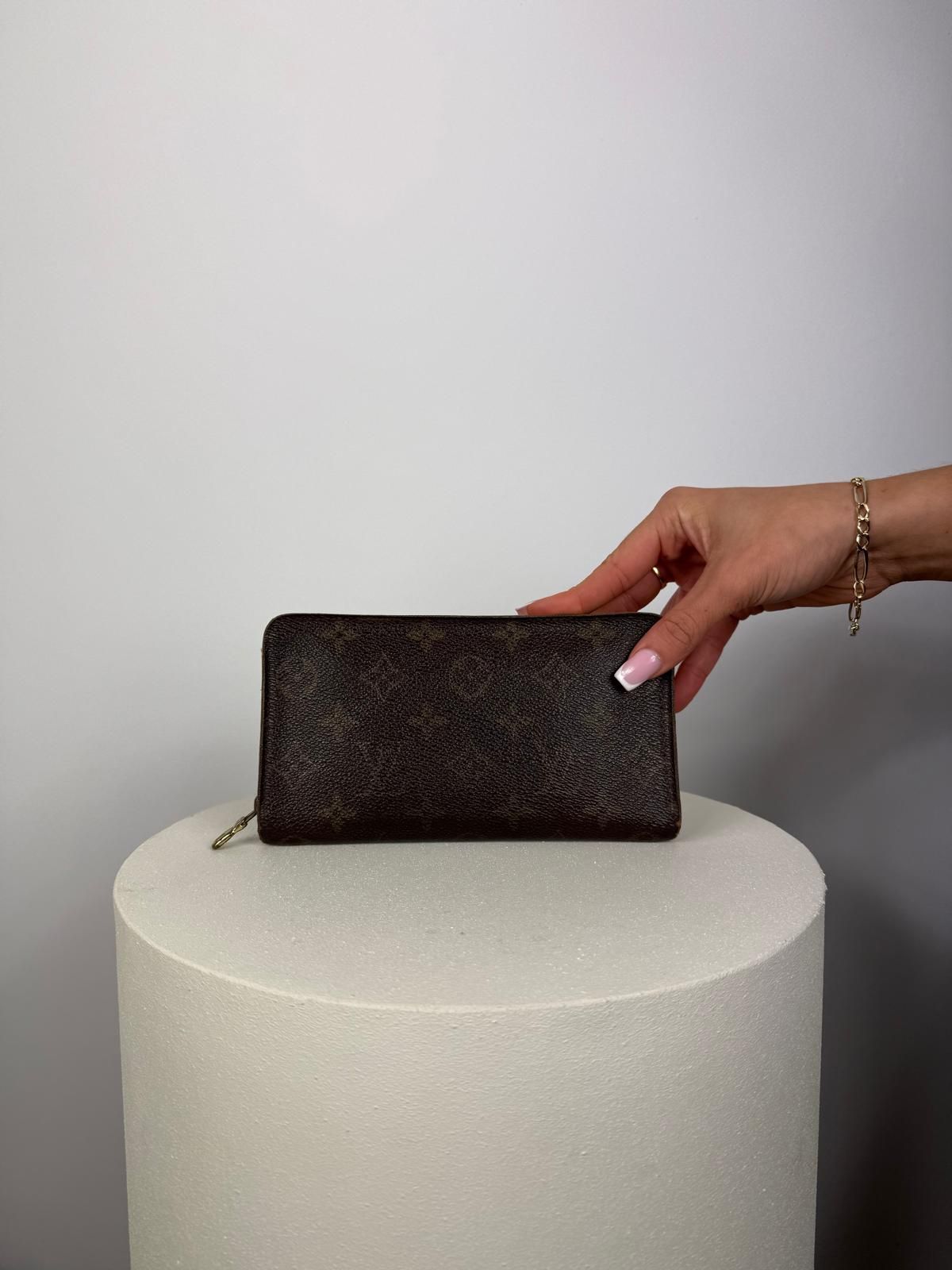 Louis Vuitton Zippy Portemonnee in Monogram Canvas
