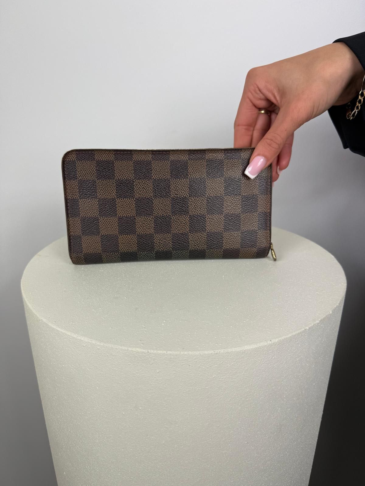 Louis Vuitton Portemonnee in Damier Ebene Canvas