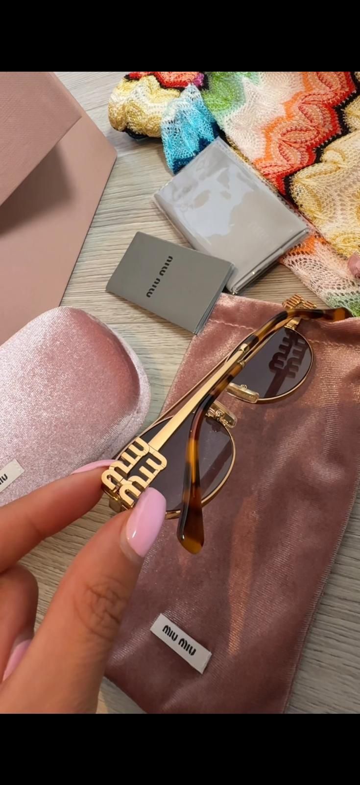 MIU MIU Sunglasses