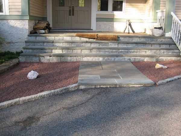 Leos Tree and Lawn Service Inc Photo