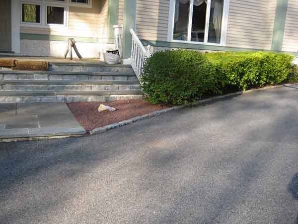 Leos Tree and Lawn Service Inc Photo