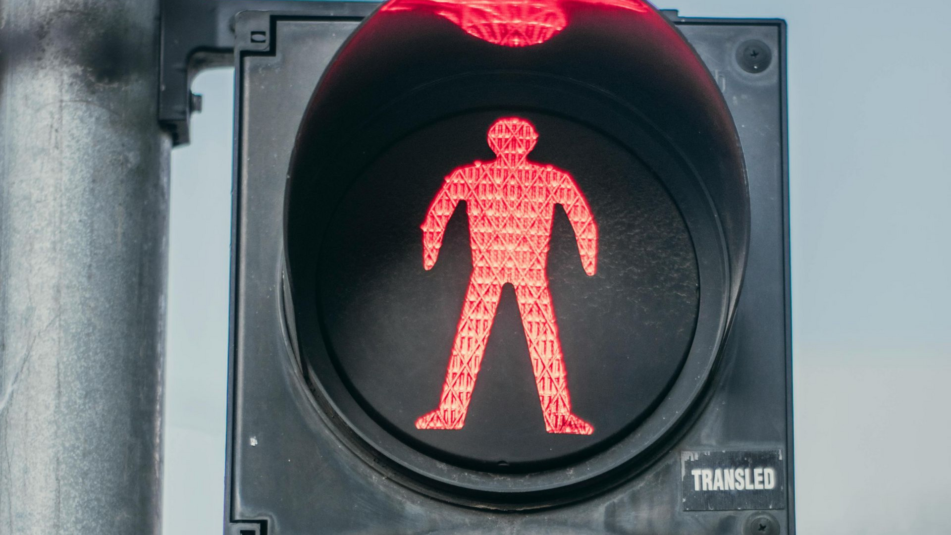 Stoplicht staat op rood, dit staat voor weerstand.