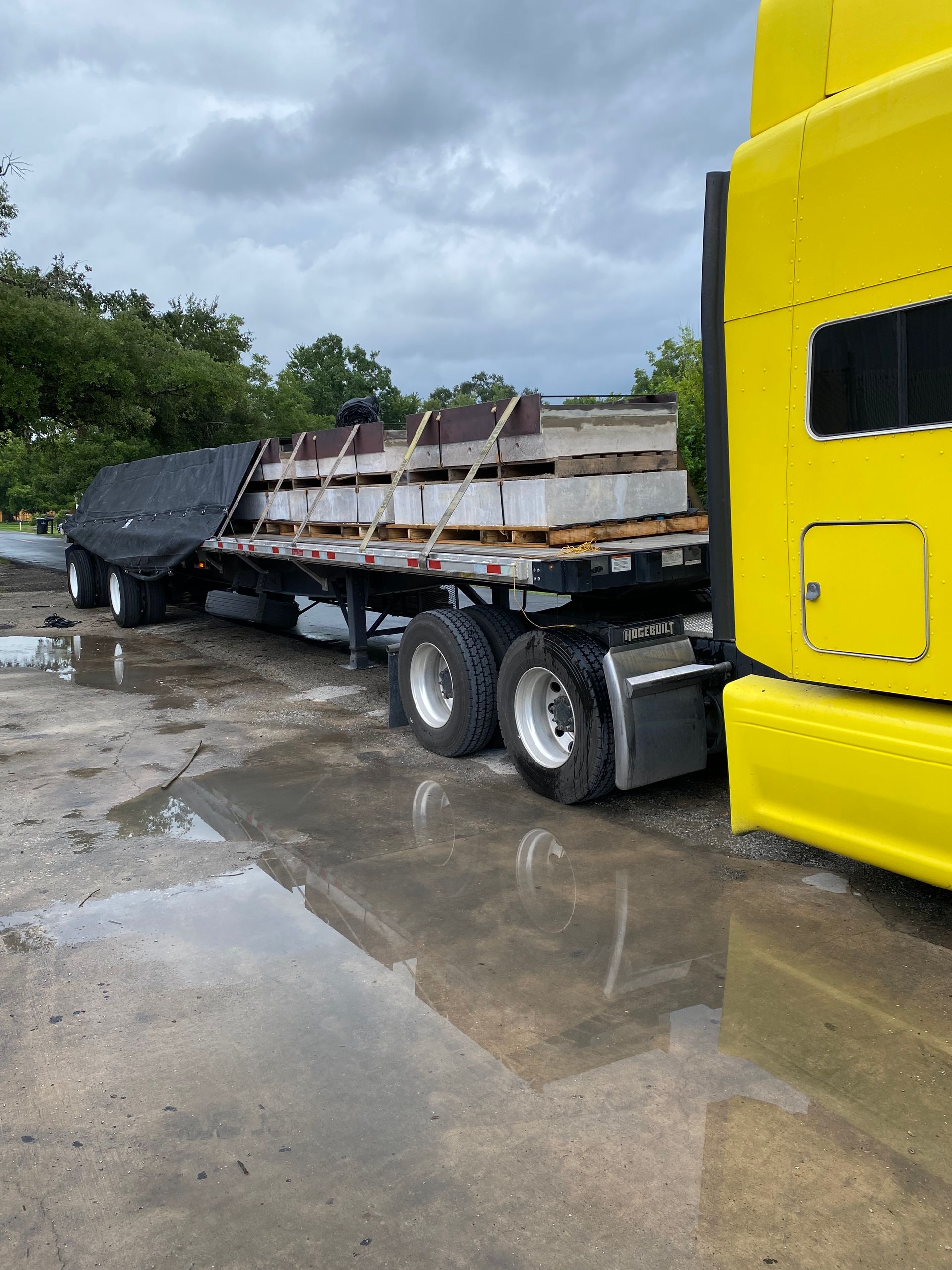 precast refractory shapes for delivery