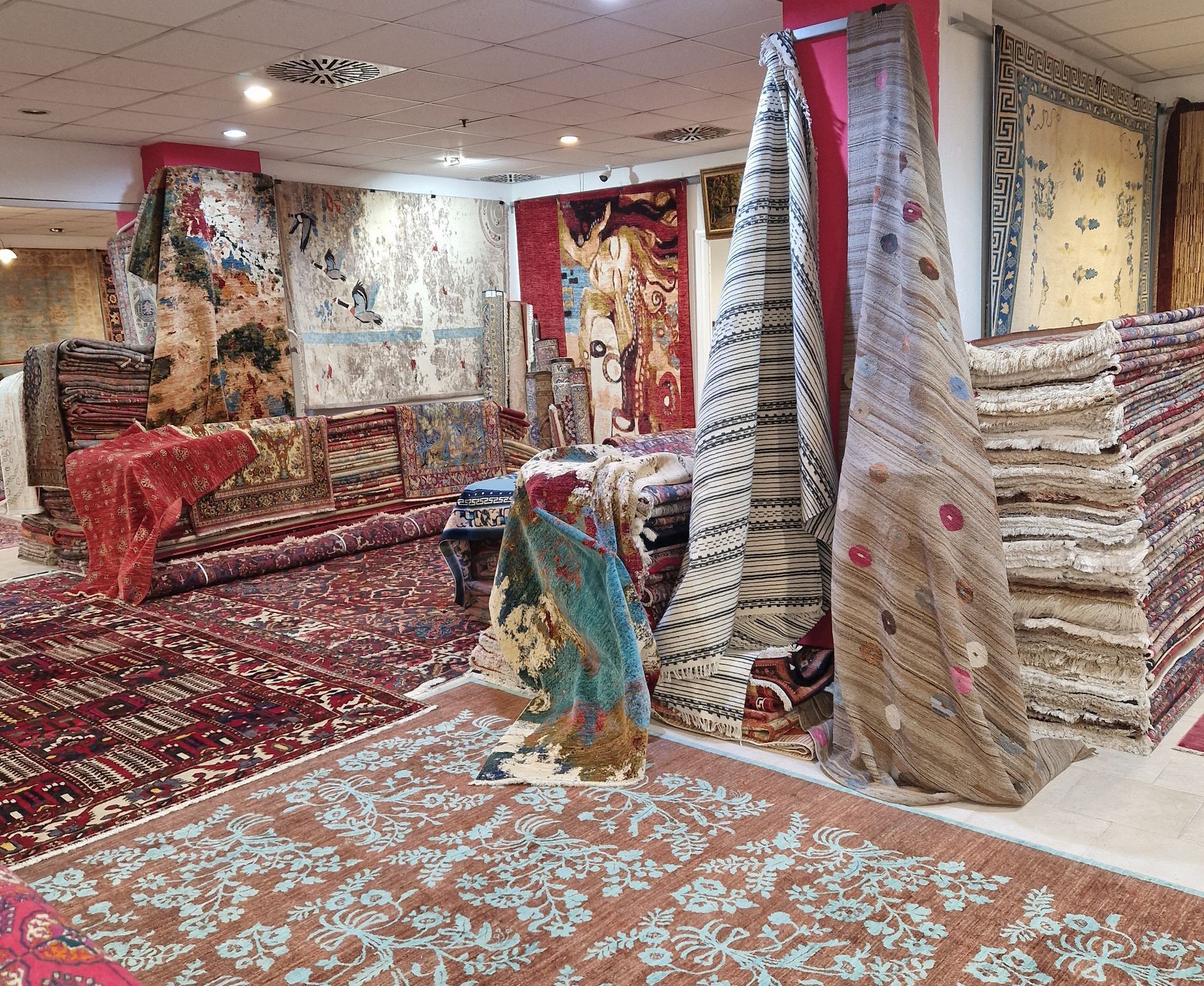 Tappeti persiani e tappeti moderni Mondo Tappeti Vicenza www.tappetiavicenza.it