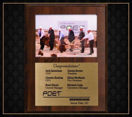 A plaque that says congratulations on it