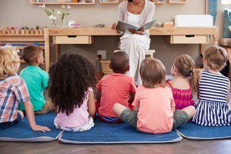 Toddlers — Teacher Telling a Story in Midlothian, IL