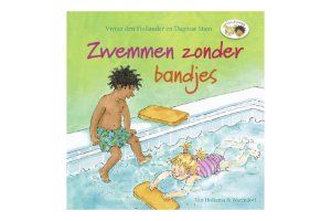 Lisa en Jimmy zwemmen zonder bandjes Zwemdiploma cadeau