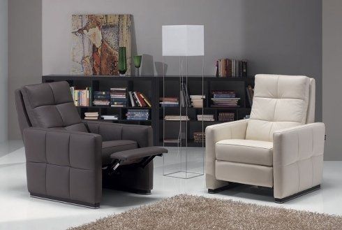 due poltrone recrinabili