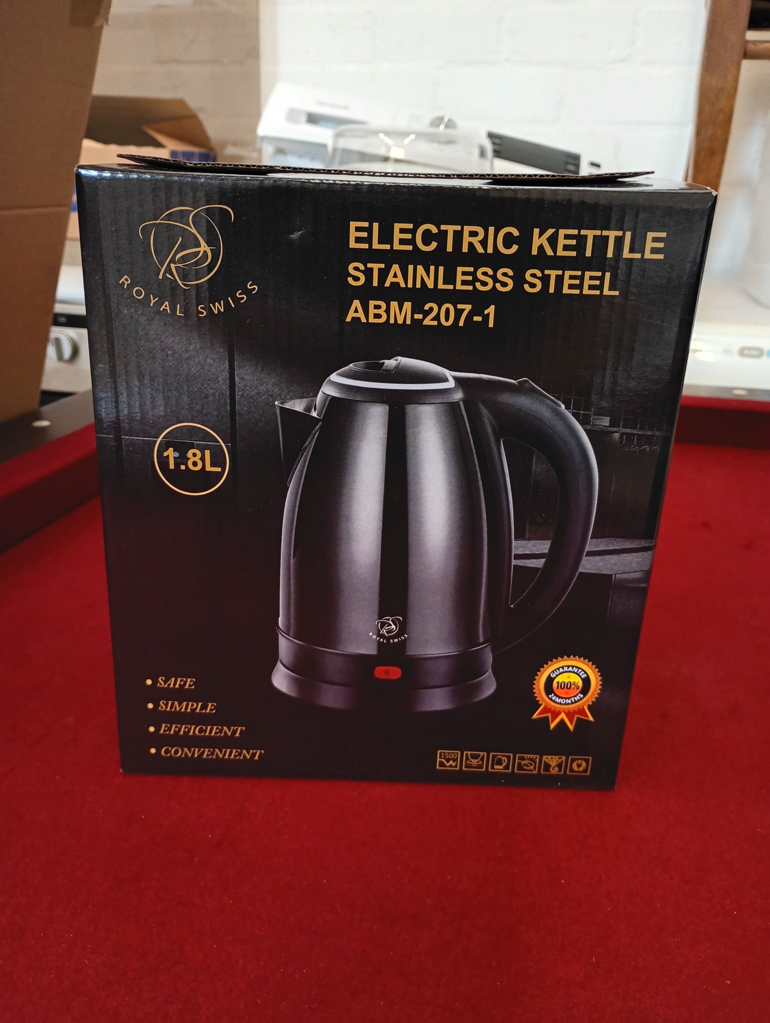 Royalswiss Waterkoker - Elektrisch - 1,8L - Retro - 1500W - Modern - RVS - BPA-vrij