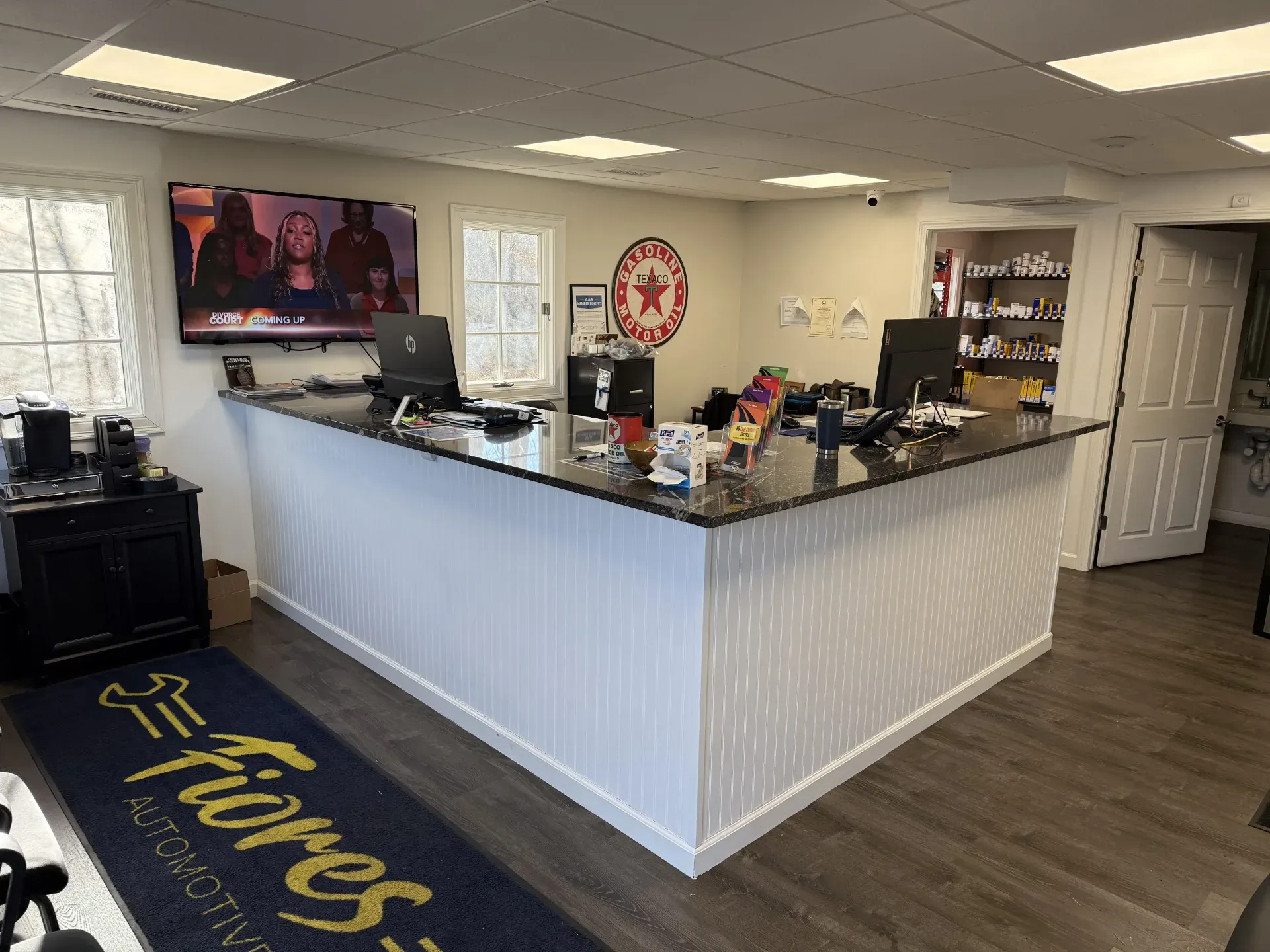 Shop Interior with Front Desk | Fiore's Automotive