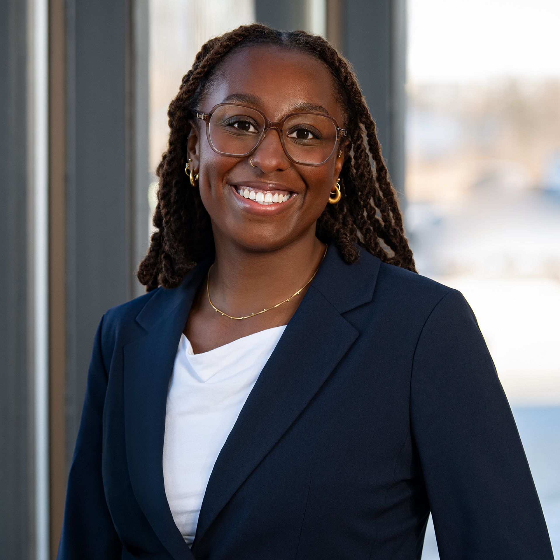 Allison Bosley Headshot