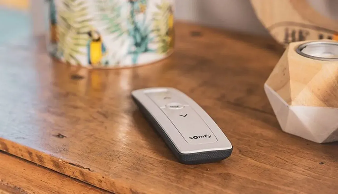 NormanĀ® Motorization, Motorized Shades, Motorized Window Shades, Automated Shades, near Manchester, New Hampshire (NH)