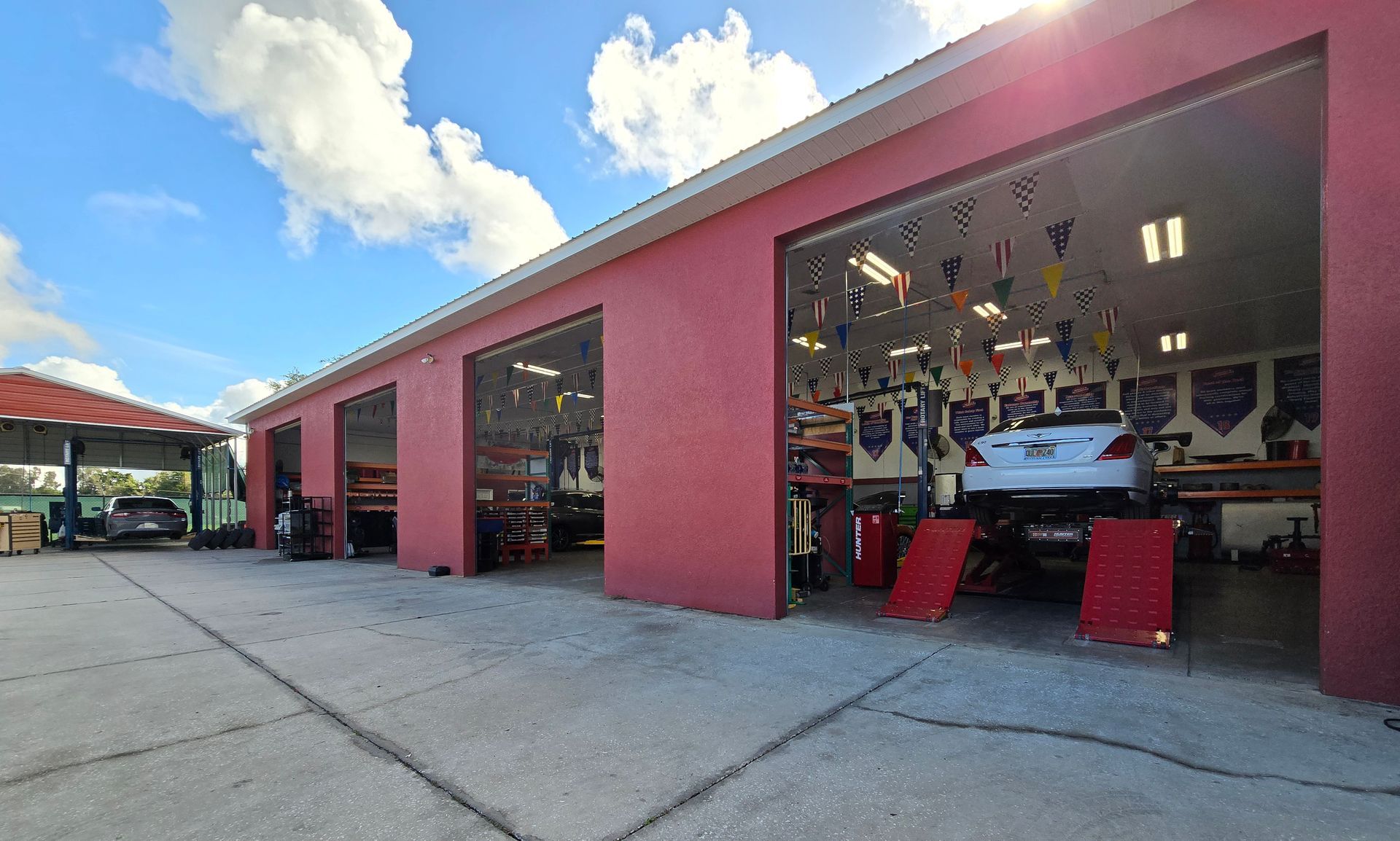 Auto Shop Gallery | Johnny's Automotive - Haines City