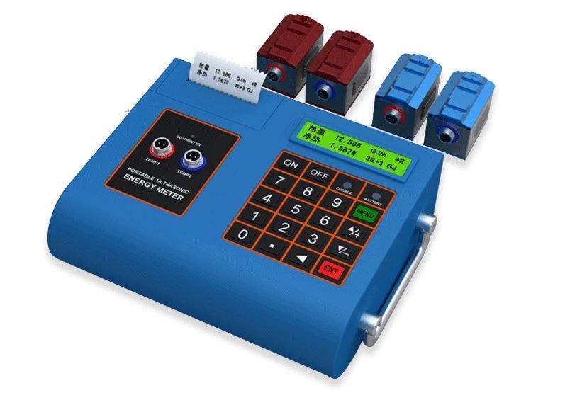 Máquina azul con botones, pantalla e impresora, con bloques rojos y azules conectados.