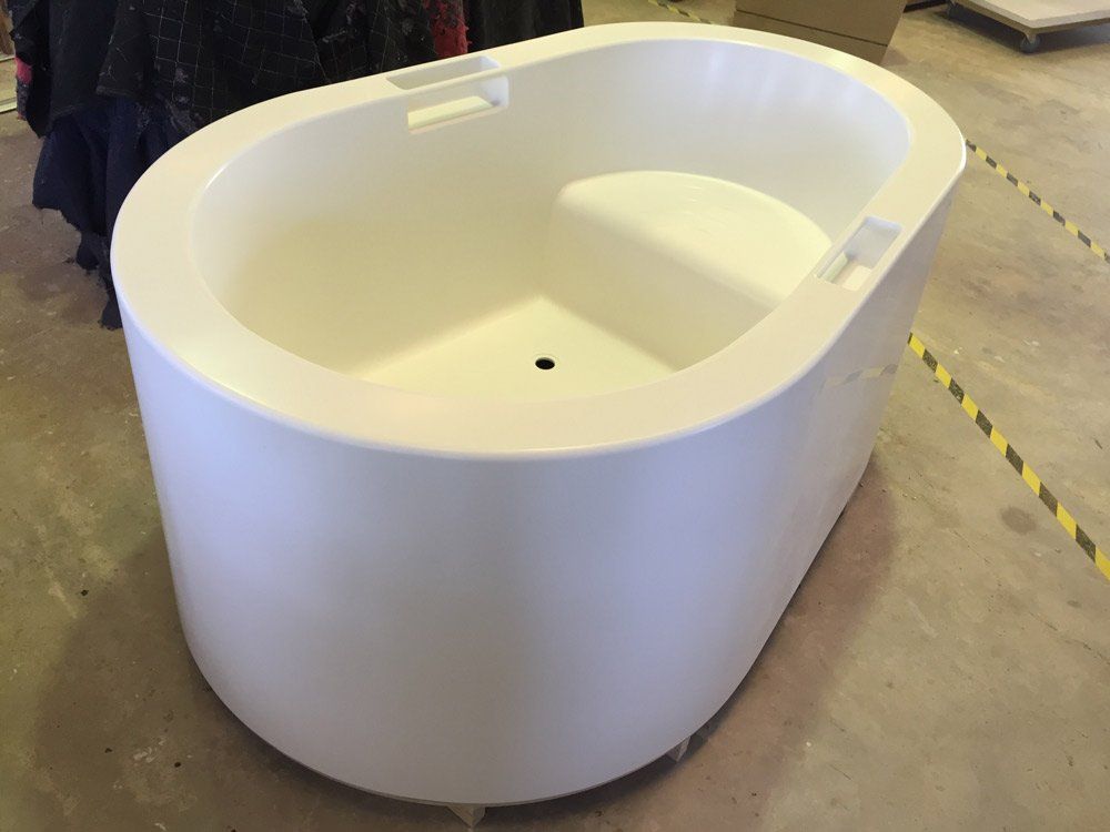 white custom bathtub with seat