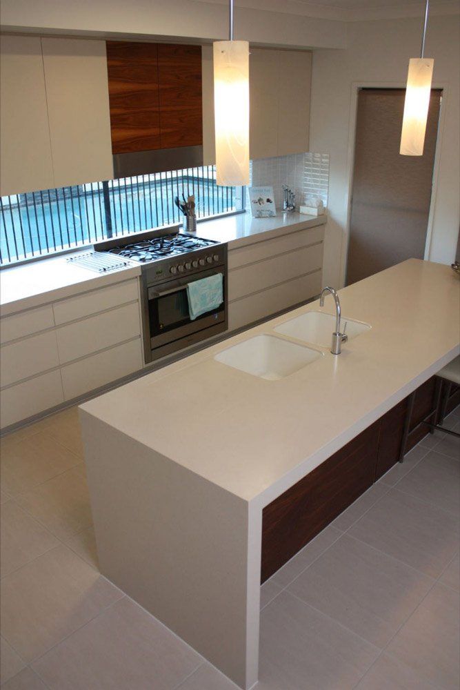 solid surface counter tops in modern kitchen