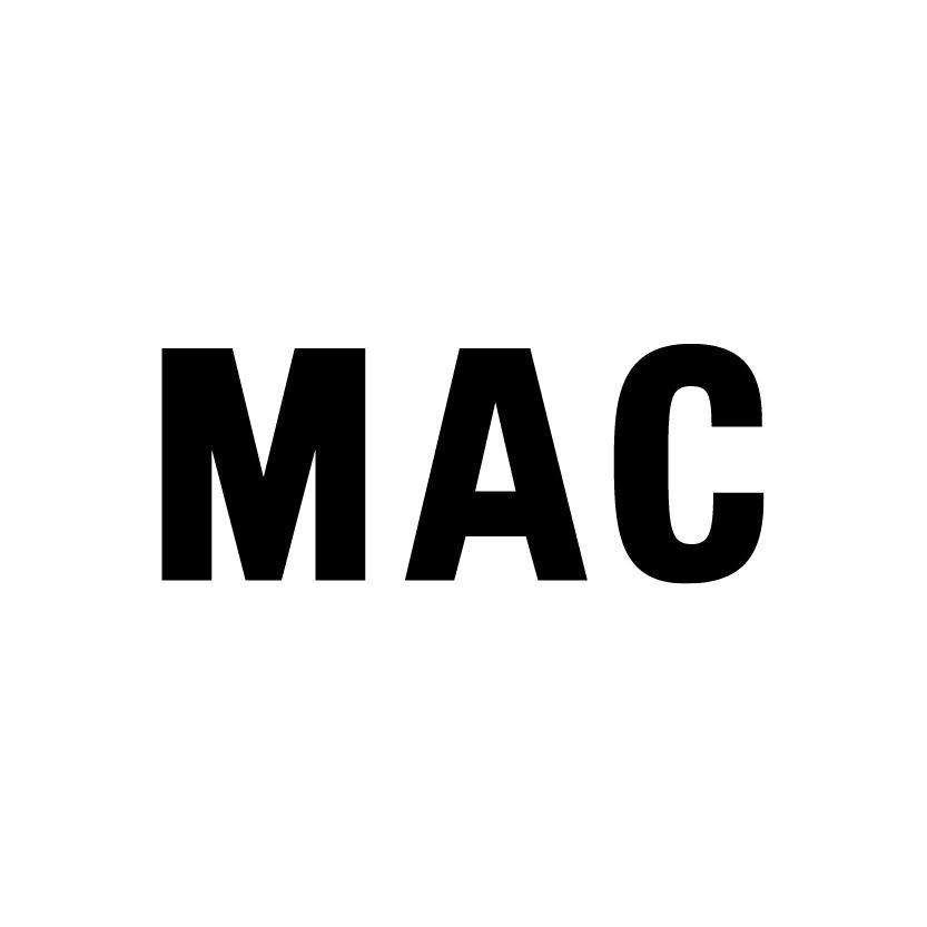 Ein schwarzweißes Logo für Mac auf weißem Hintergrund.