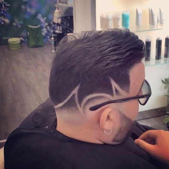 taglio uomo particolare