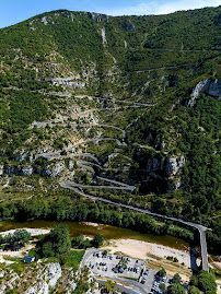 Laissez nous la conduite sur les routes sinueuses de Lozère pour profitez du paysage