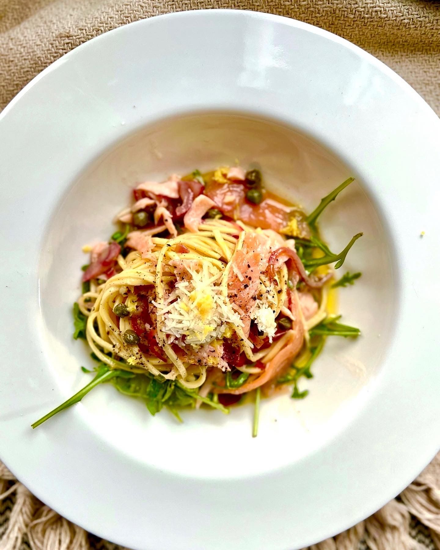 eteneteneten spaghetti salmone