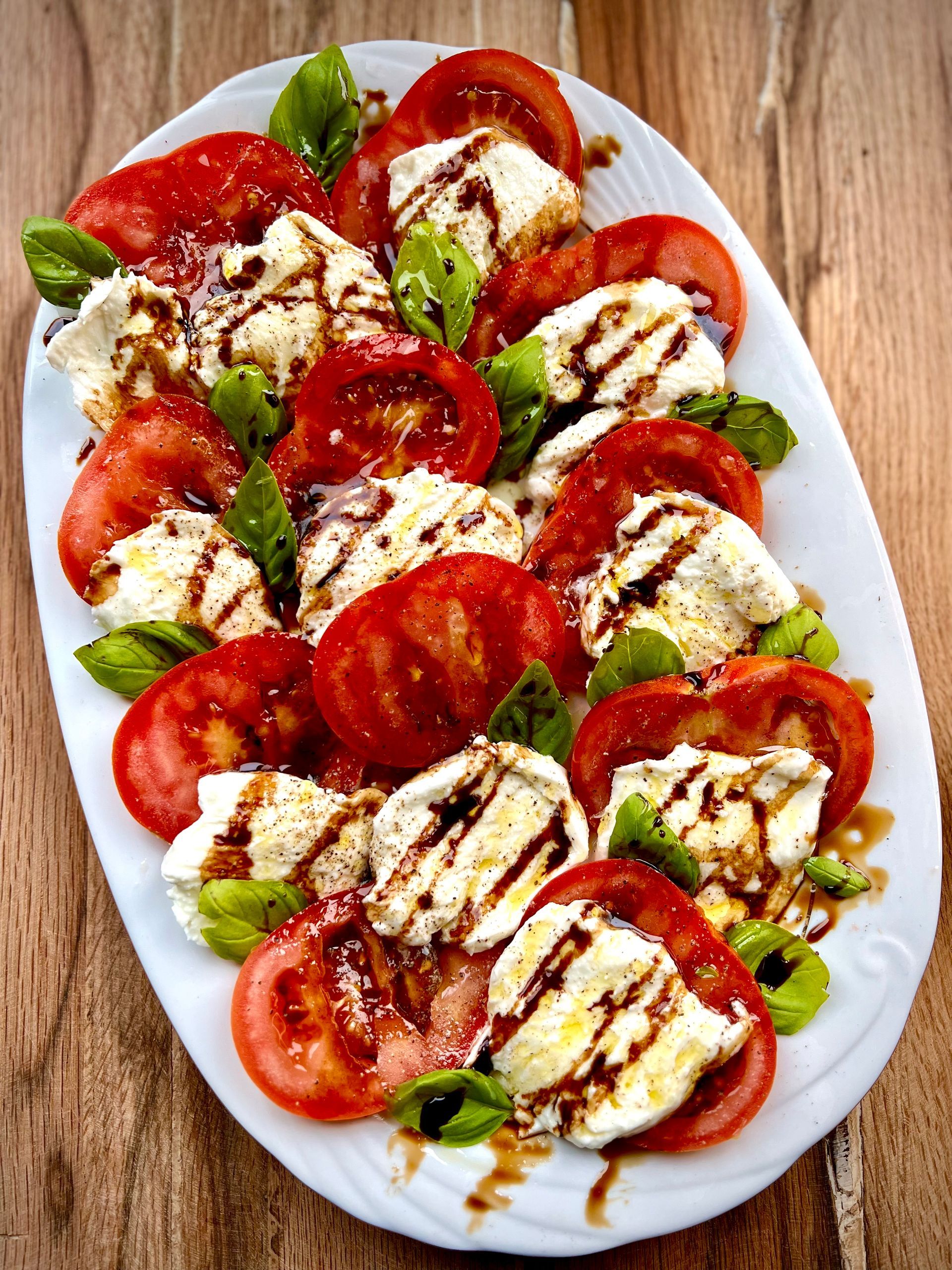 eteneteneten caprese