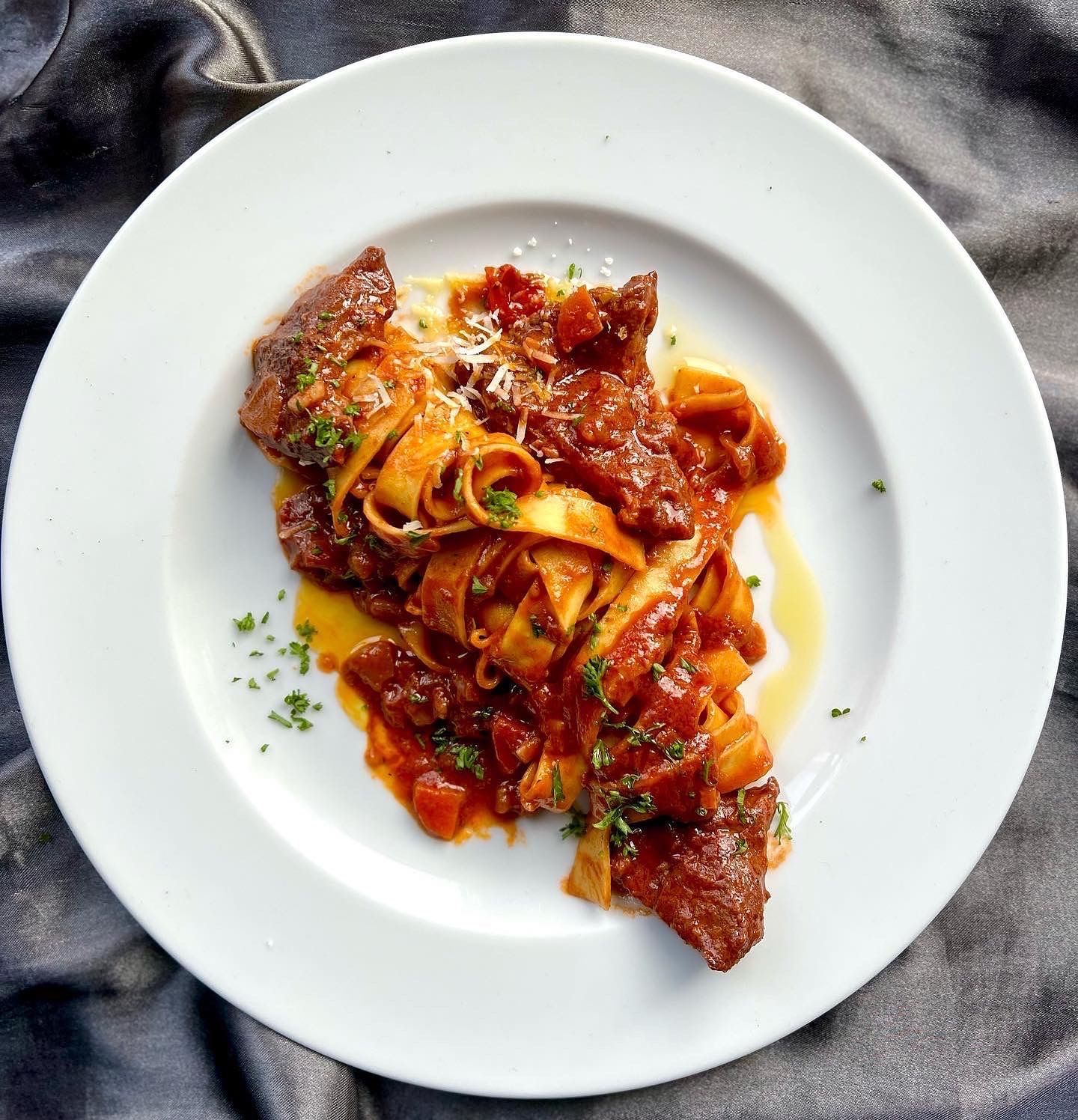 eteneteneten pappardelle spezzatino