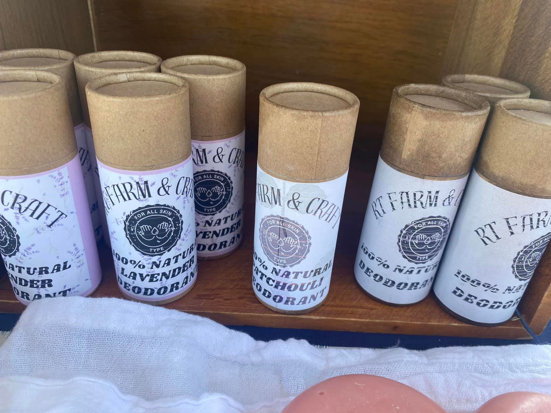 RT Farm & Craft Deodrant