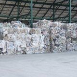 carta da macero in pallet