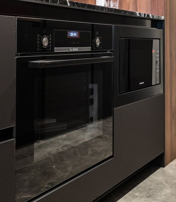 photo of installed luxury oven
