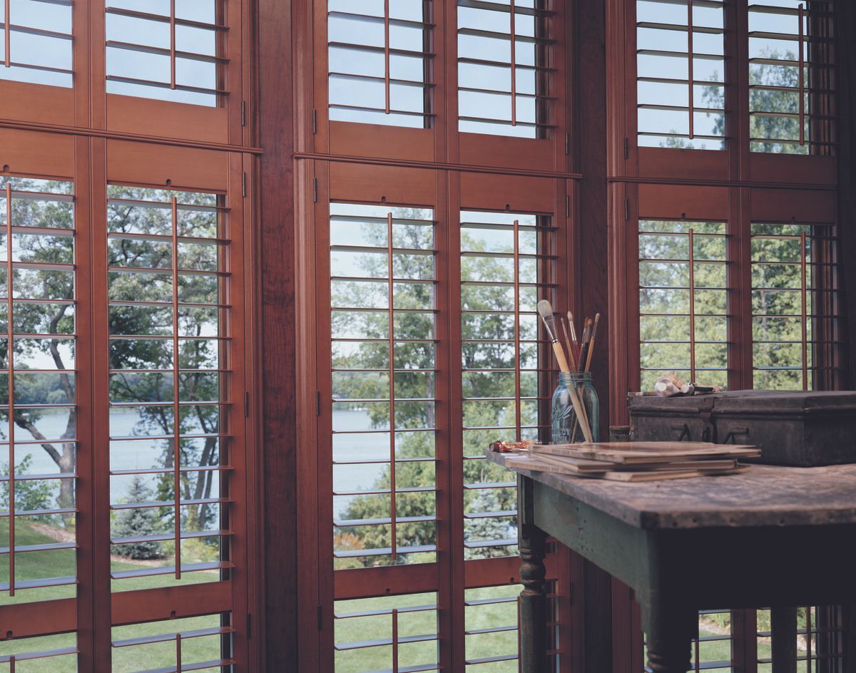 Stylish window treatments for small rooms that are chic and functional near Peoria, Illinois