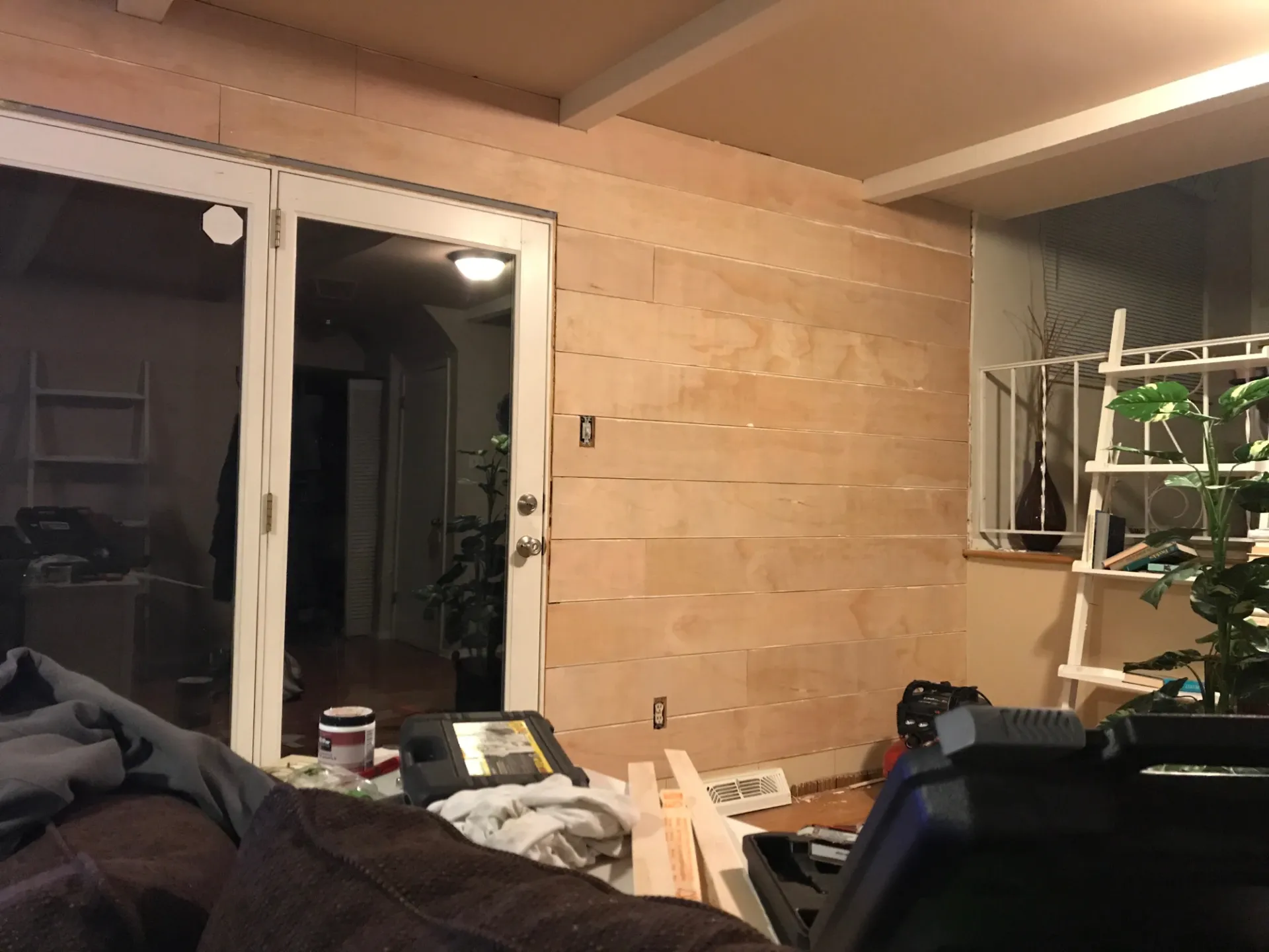 DIY Easy Shiplap Installation