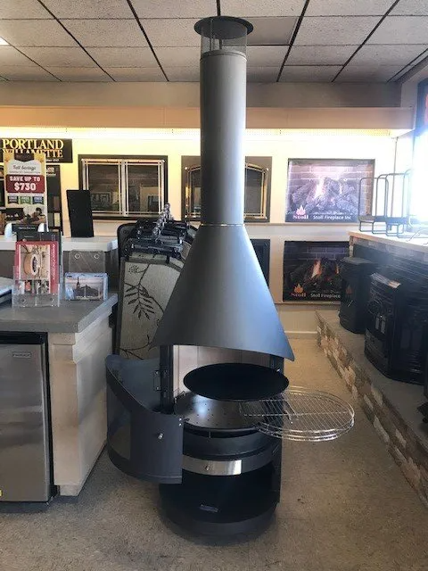 Mercatus Pizza Fireplace — Outdoor Grilling by the Pool in Sacramento, CA